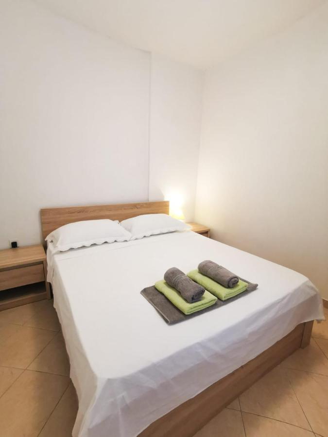 Apartments By The Sea Mimice, Omis - 14230 Exterior photo